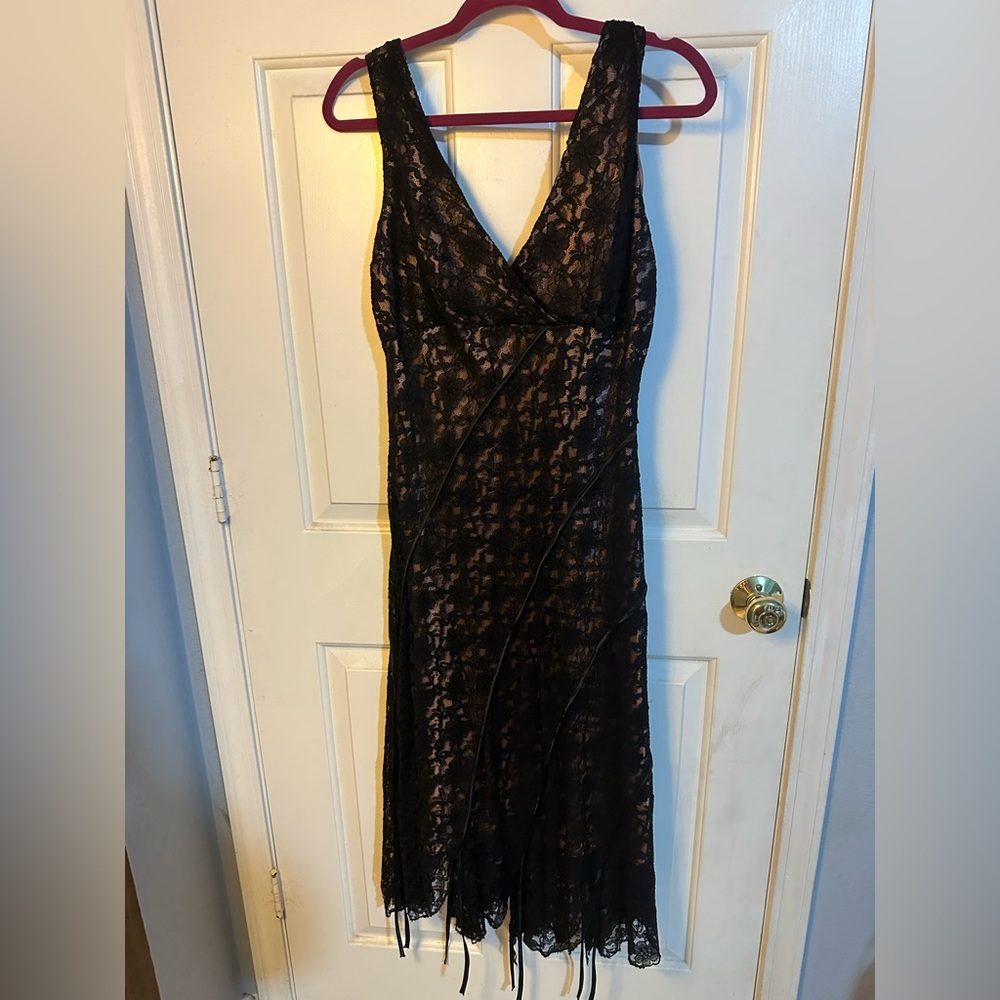 Robbie Bee Black Lace Midi Dress